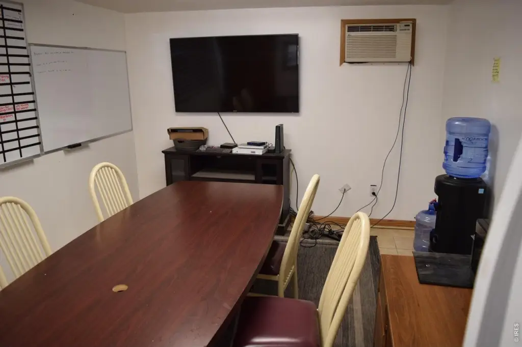 Picture 4