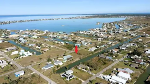 Waterfront Lot in Rockport, TX