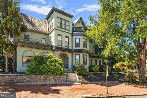Apartment Buildings in Trolley Square