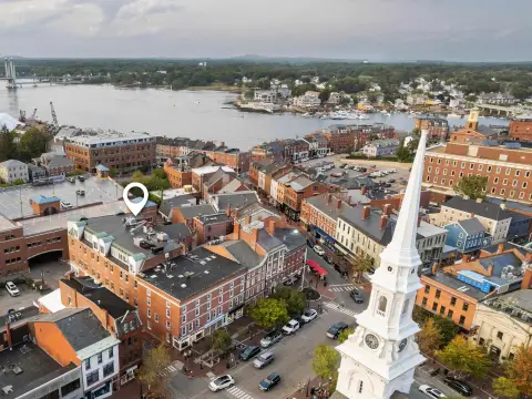 Luxury Commercial Condo in Portsmouth