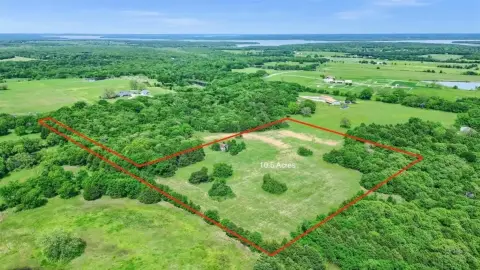 10.5 Acres of Land in Sadler