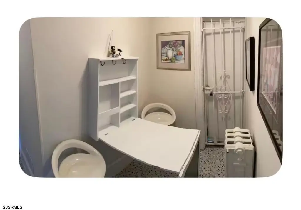 Picture 12