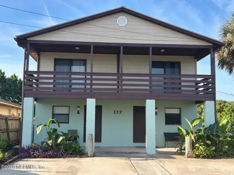 Renovated Duplex with Deck