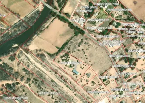 Land Parcel in Velarde, NM