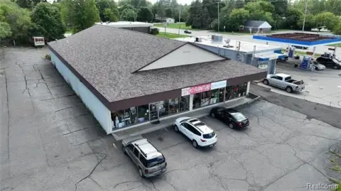 Burton Commercial Building with Parking