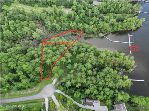 Waterfront Community Homesite with Slip