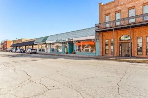 Downtown Stephenville Commercial Property