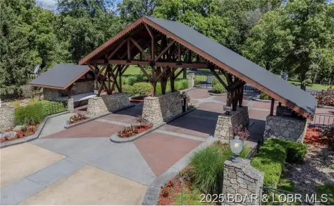 Luxury Living in Kinderhook Estates