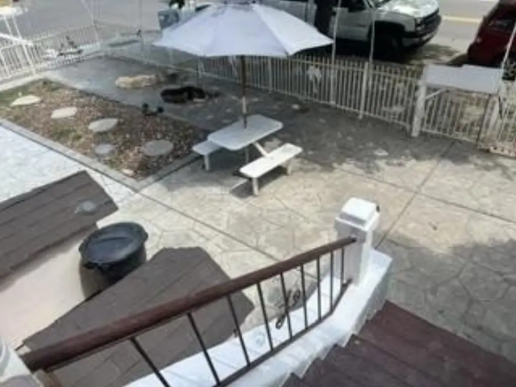 Picture 5