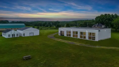 Versatile Mixed-Use Building