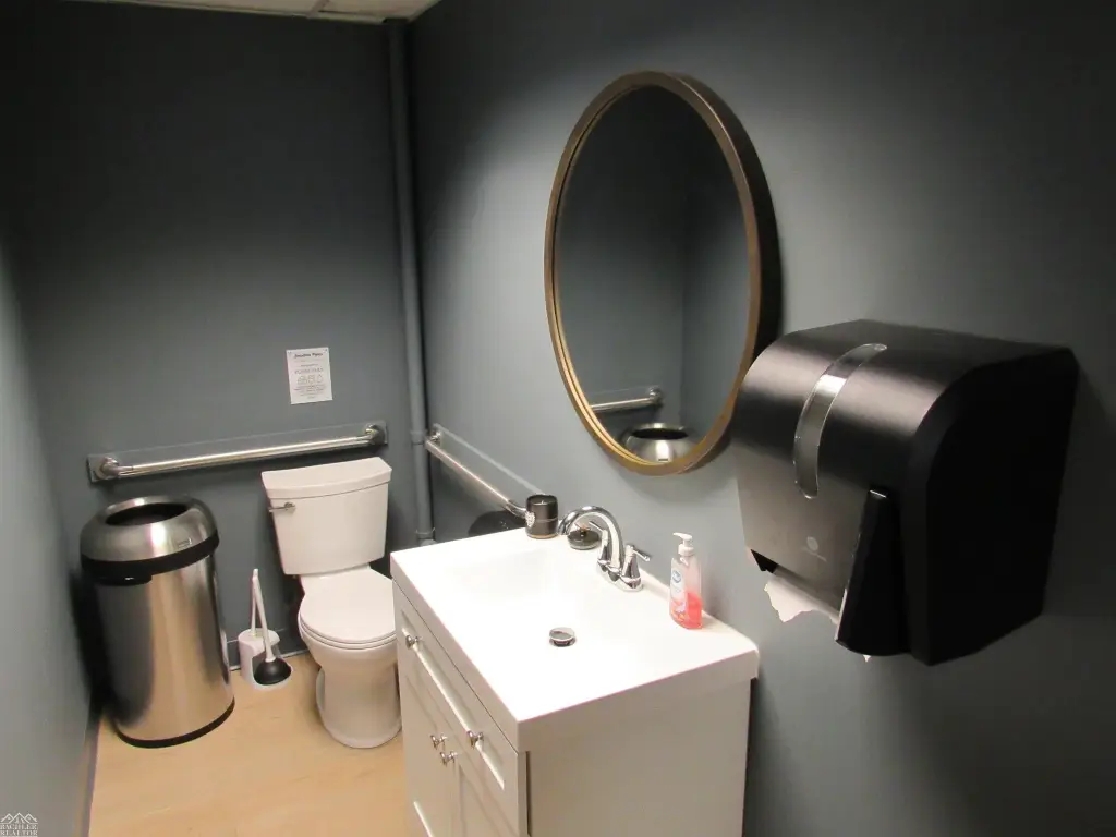 Picture 8
