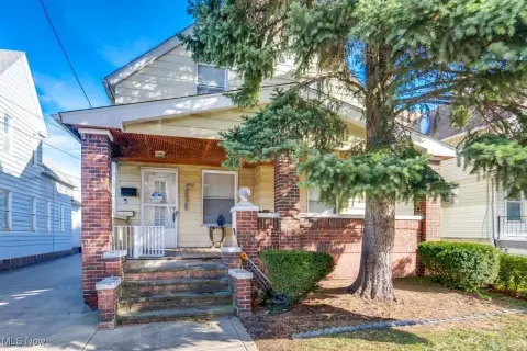 Well-Designed Cleveland Duplex For Sale