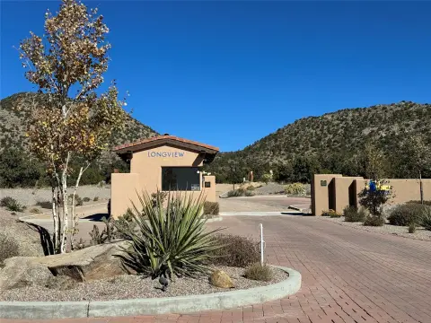Expansive Land Tract in Santa Fe