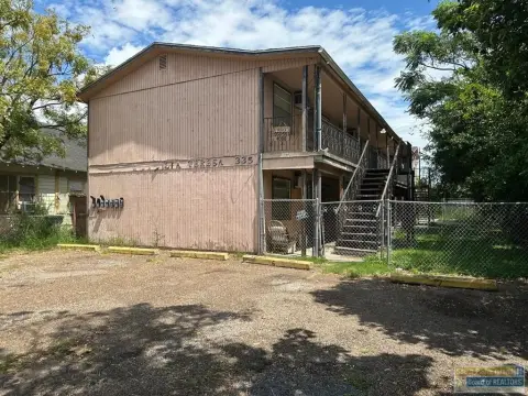Brownsville Investment Opportunity: 7 Units