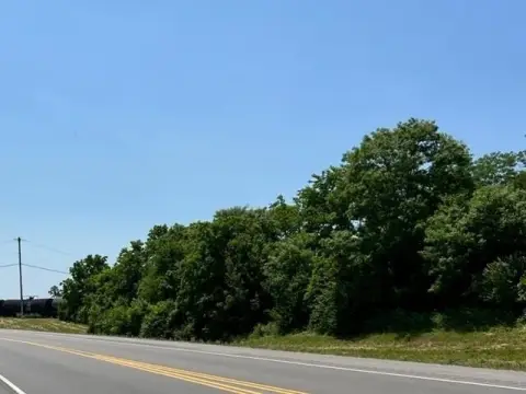 Land in Williamstown, Kentucky