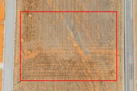 Commercial Land