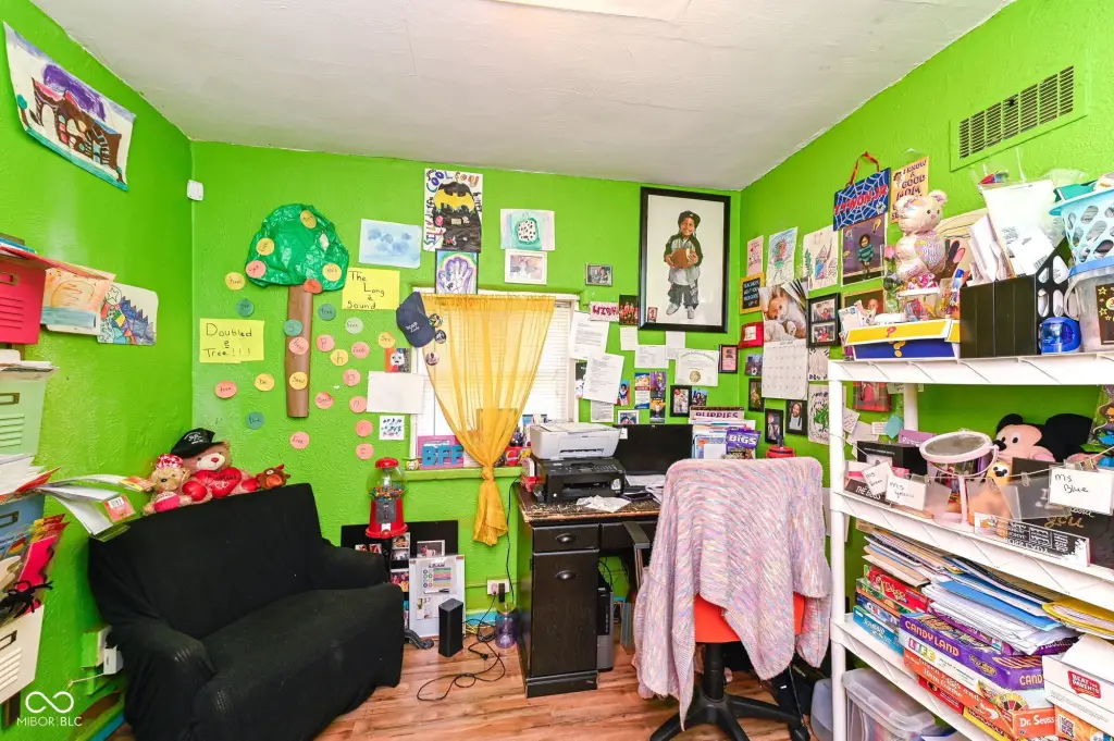 Picture 7