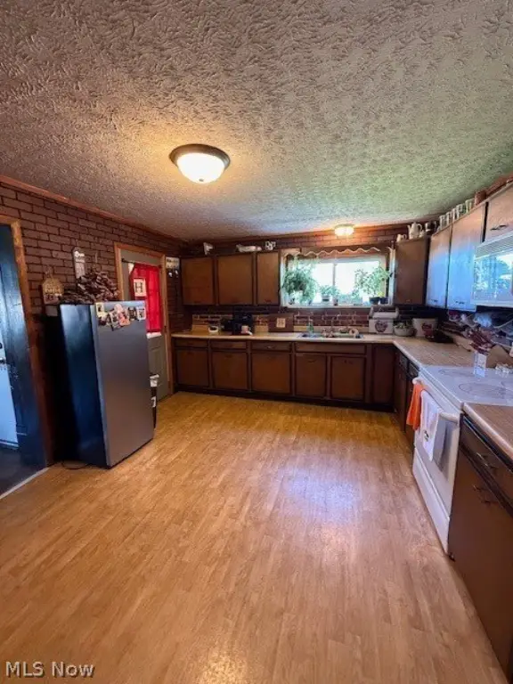 Picture 16