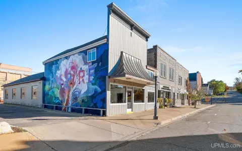 Historic Flex Building with Workshop