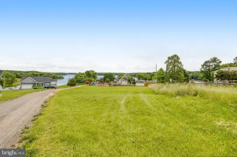 Lake Anna Water-Access Lot