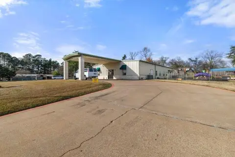 Nacogdoches Commercial Property Near Medical Center