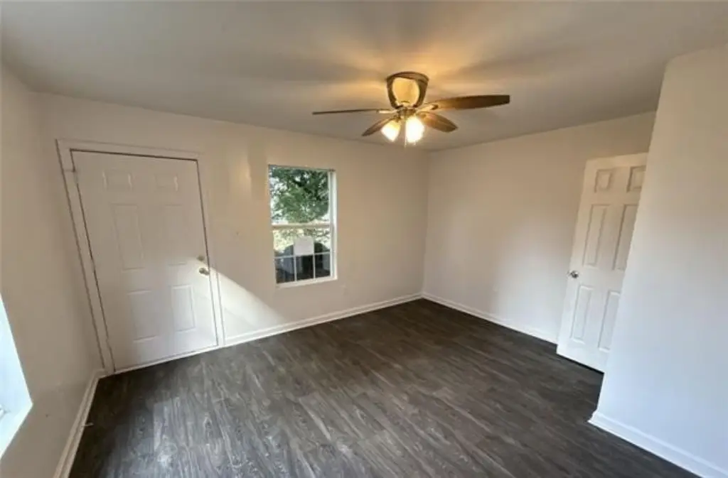 Picture 11