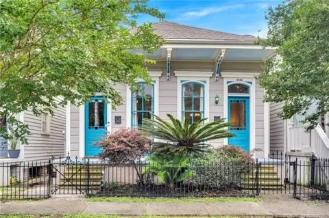 Classic Uptown New Orleans Duplex