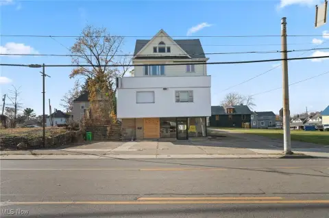 Multi-Use Property with Income Potential