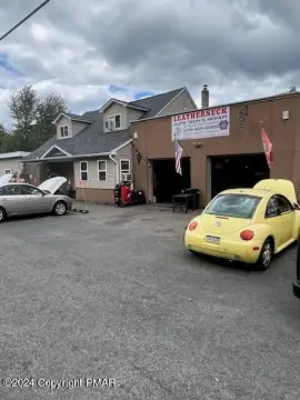 Turnkey Auto Repair Shop with Residence