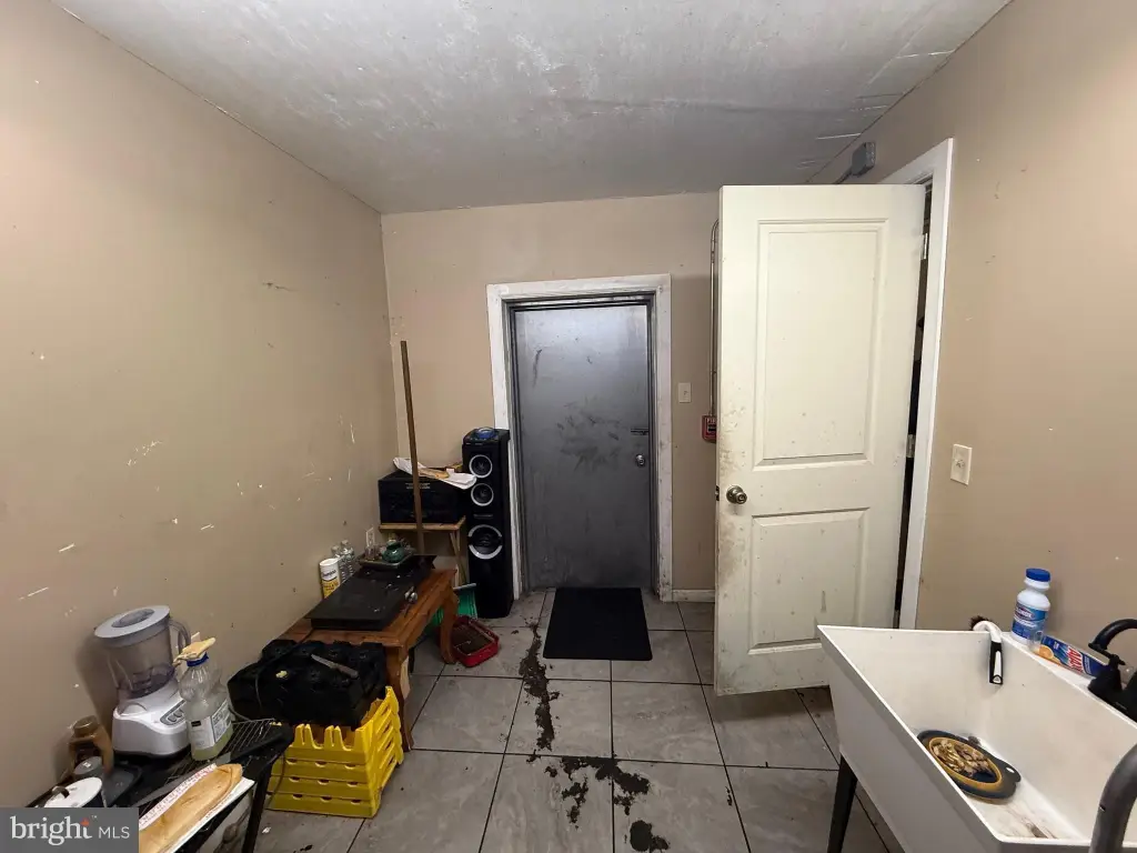 Picture 16