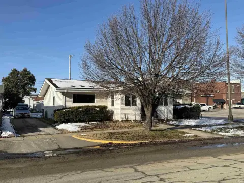 Renovated Triplex in Linton, Indiana