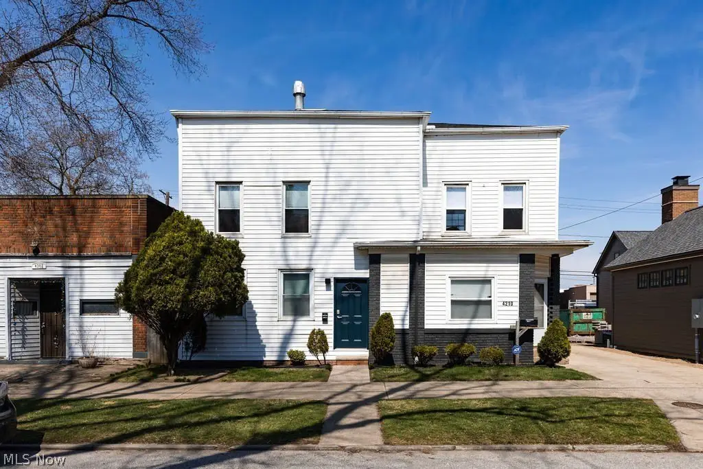 4210 Clinton Ave, Cleveland, OH 44113