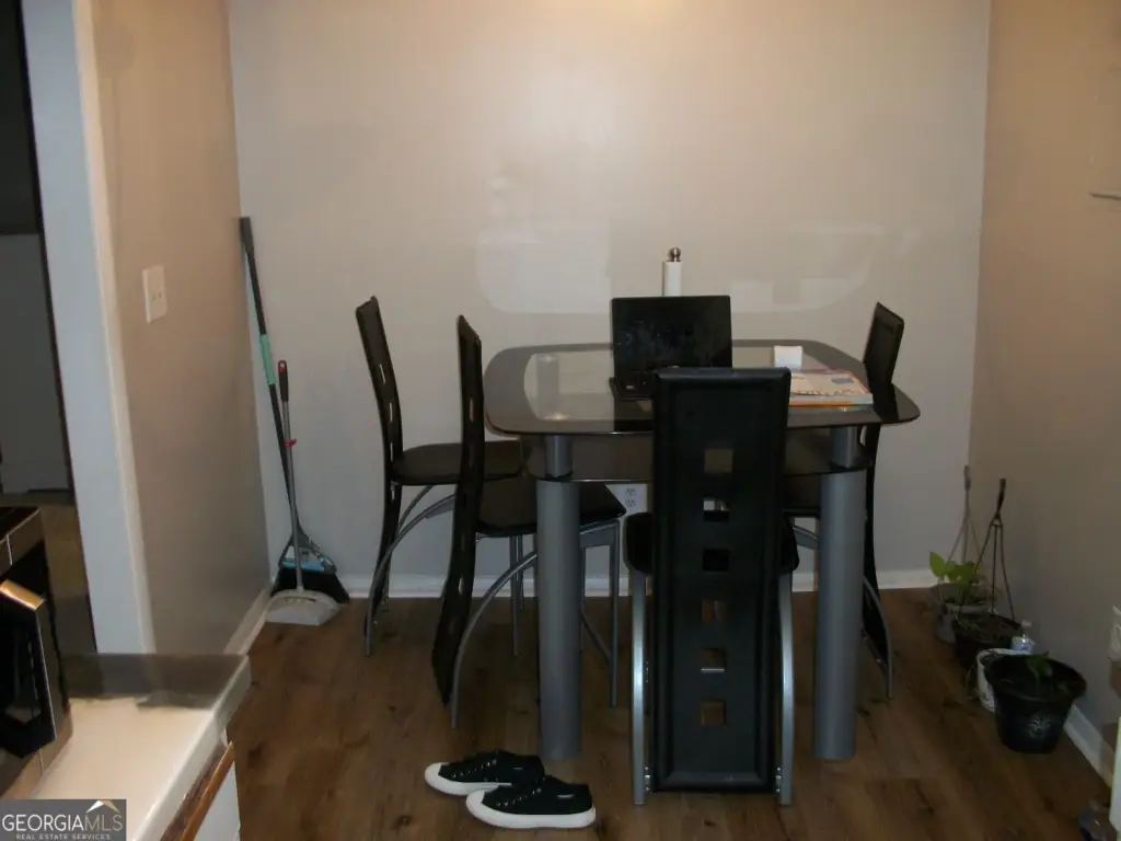 Picture 8