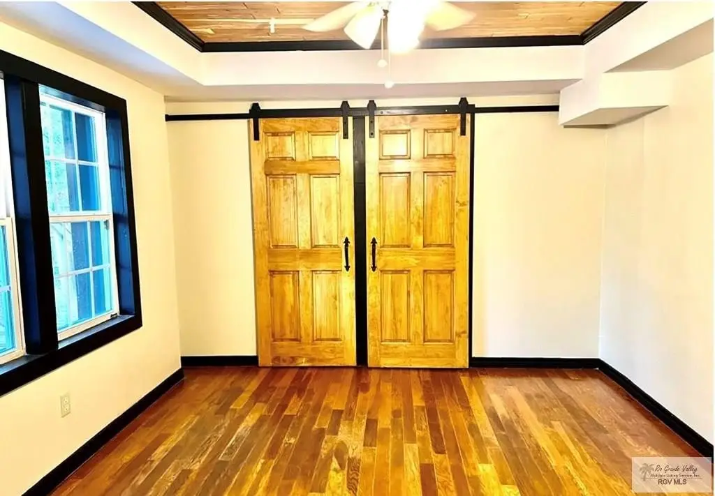 Picture 8