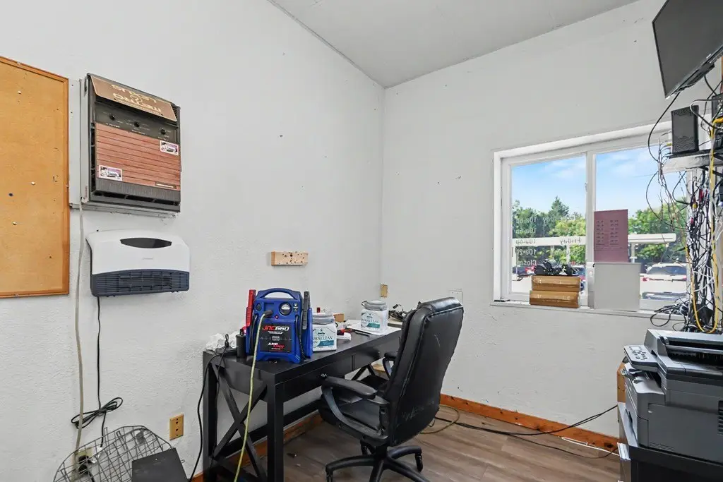 Picture 6