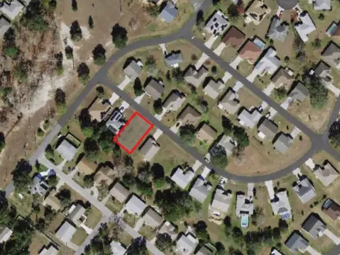 Residential Lot in Oakwood Village