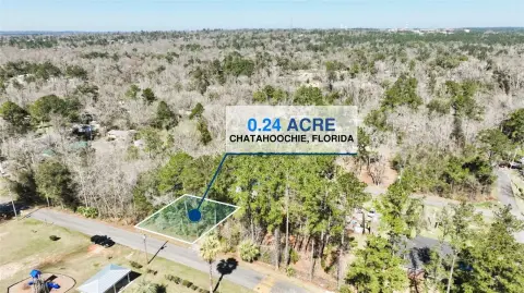 Residential Lot in Chattahoochee, FL