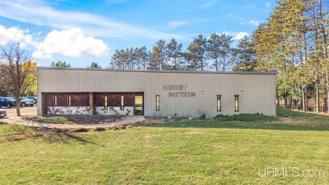 Manufacturing Facility with Office and Shop