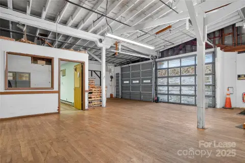Statesville Warehouse with Basement Storage