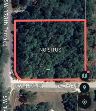 Oversized Corner Lot in Dunnellon