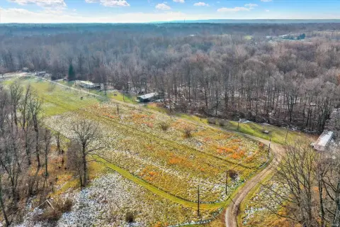 7-Acre Multi-Home Investment Opportunity