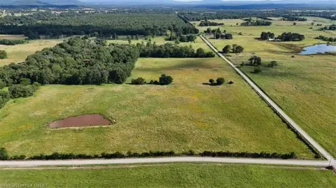 5 Acres Land in Howe, OK