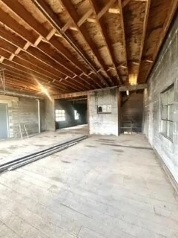 Picture 7