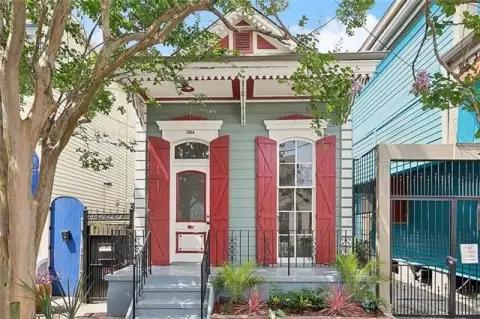 Victorian Shotgun Duplex in Tremé