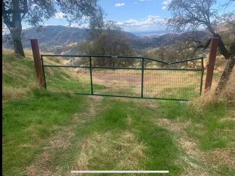 Gated 40 Acres in Tollhouse