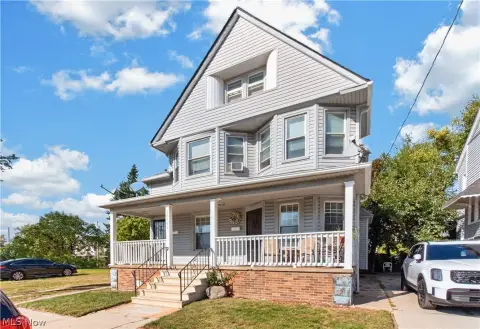 Renovated Duplex with Updated Systems