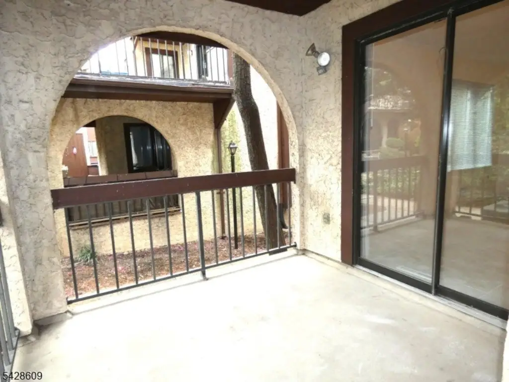 Picture 36