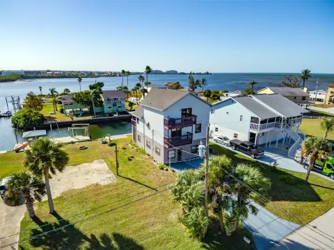 Waterfront Lot with Gulf Access