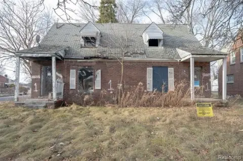 Detroit Brick Duplex Ready