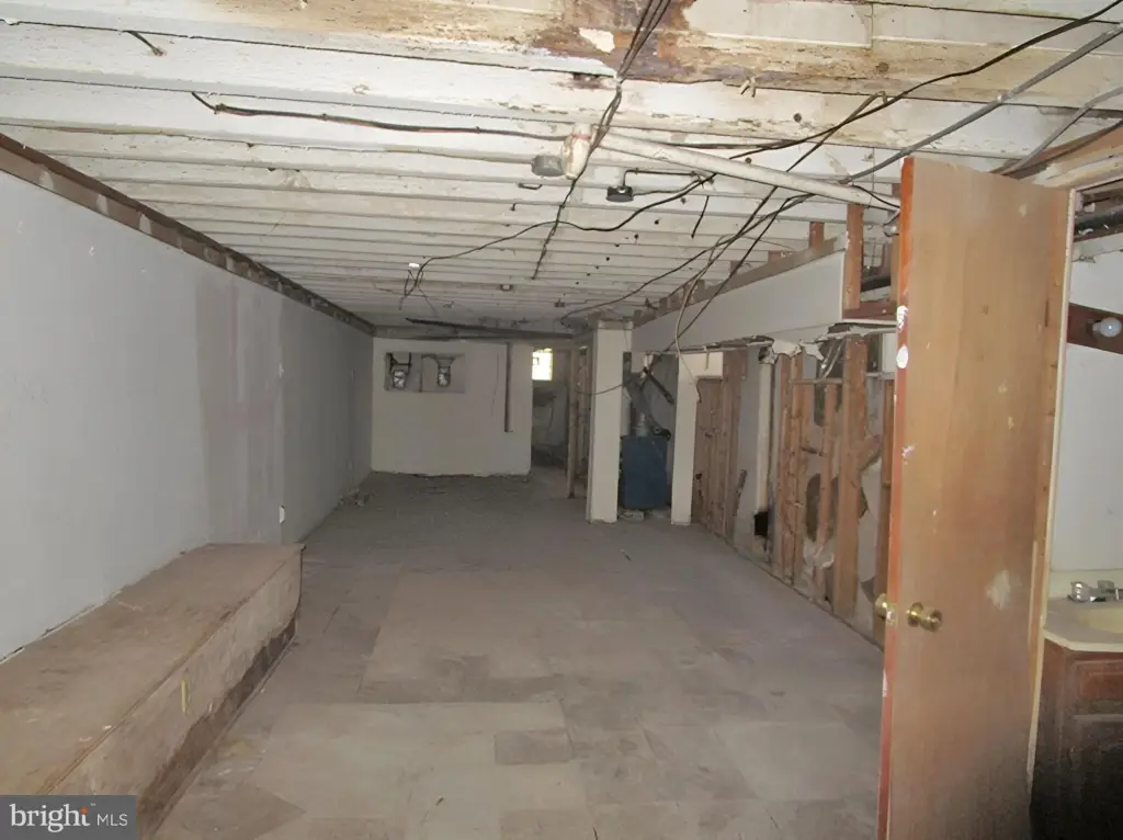 Picture 10